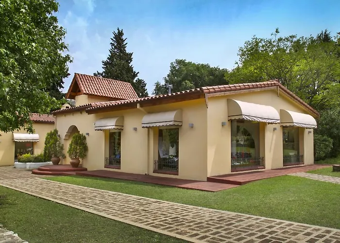 Altos De Belgrano Cabañas Golf YSpa Hotel